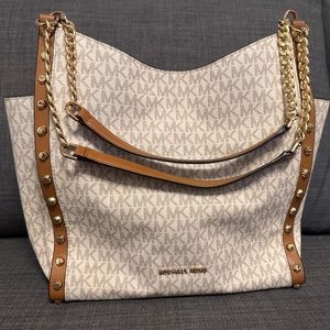 Micheal Kors Newbury Medium Chain Shoulder Tote Bag, Vanilla Stud